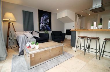 K SUITES - CITY-CENTRE 4 BED HOUSE - 2 FREE PARKING CARDIFF (United  Kingdom)